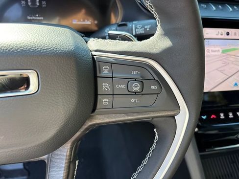 New 2026 Jeep Grand Cherokee Altitude AWD/4WD image 20