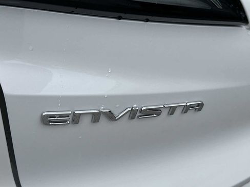 Used 2025 Buick Envista Avenir image 11