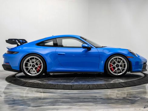 Used 2022 Porsche 911 GT3 image 26