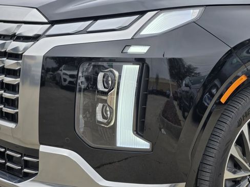 Used 2025 Hyundai Palisade Calligraphy image 9