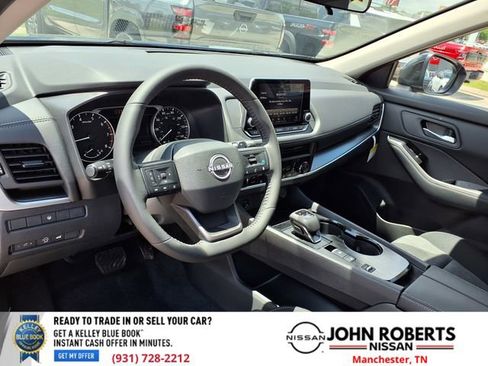 New 2026 Nissan Rogue SV FWD image 4
