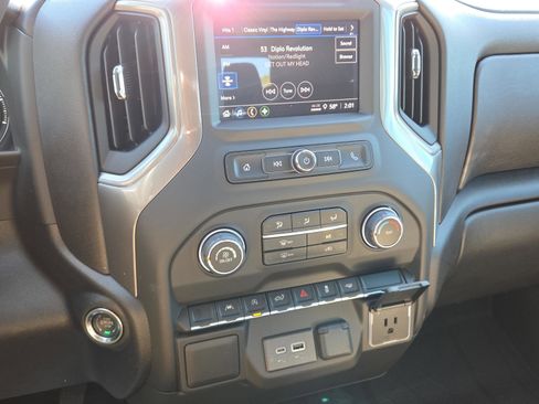 New 2026 Chevrolet Silverado 1500 Custom w/ LPO, Dark Essentials Package image 18