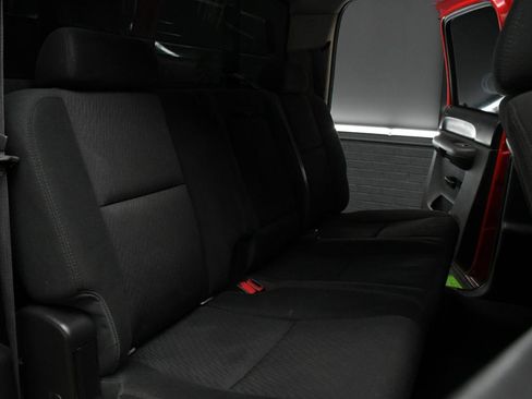 Used 2014 GMC Sierra 3500 SLE w/ SLE Preferred Package AWD/4WD image 33