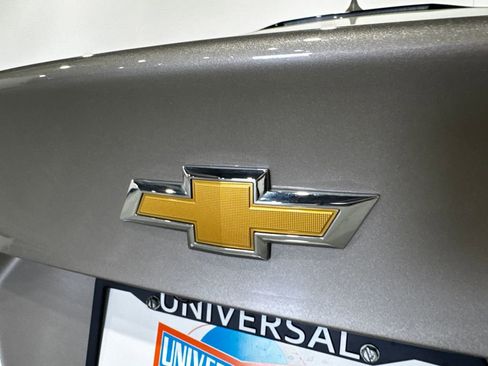 Used 2022 Chevrolet Malibu LT FWD image 29