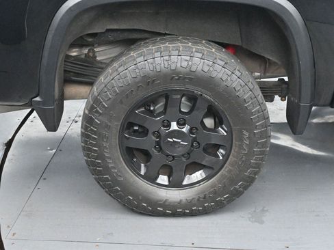 Used 2021 Chevrolet Silverado 2500 High Country w/ Technology Package image 37