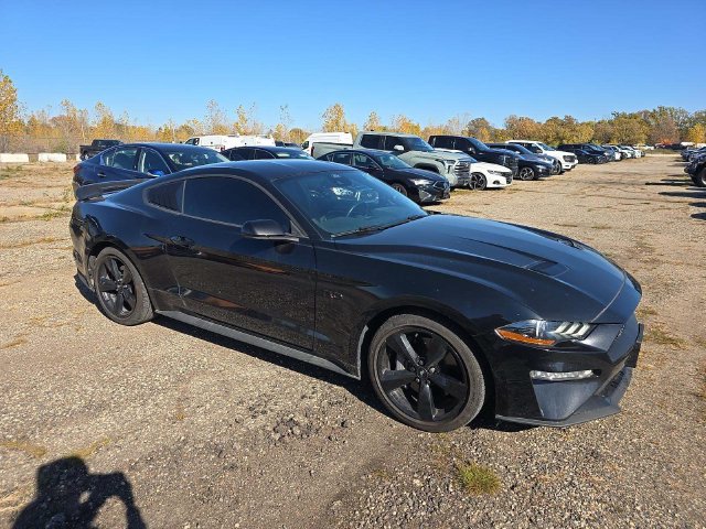 Used 2022 Ford Mustang GT RWD image 3