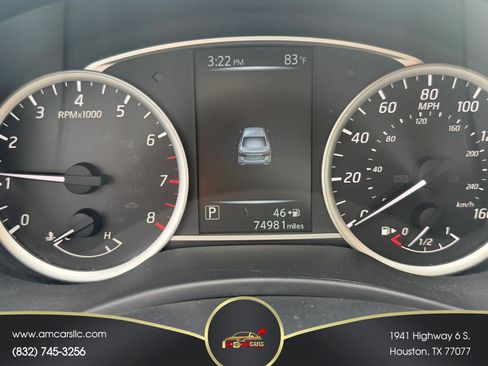 Used 2017 Nissan Sentra SR Turbo w/ SR Midnight Edition FWD image 17