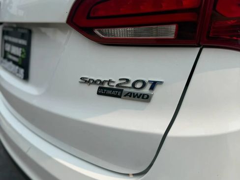 Used 2018 Hyundai Santa Fe Sport AWD/4WD image 7