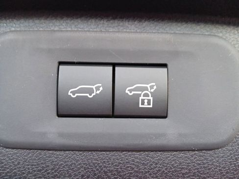 New 2026 Toyota Grand Highlander XLE image 10