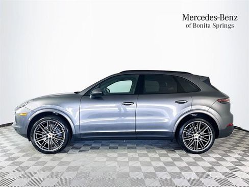 Used 2019 Porsche Cayenne S AWD/4WD image 4