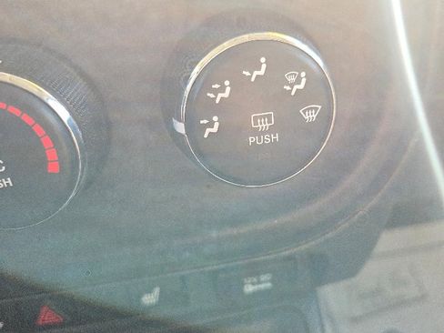 Used 2015 Jeep Patriot High Altitude image 26