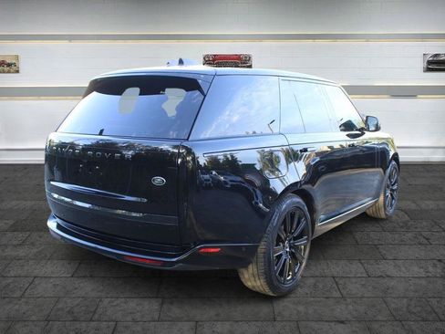 Used 2023 Land Rover Range Rover SE AWD/4WD image 7