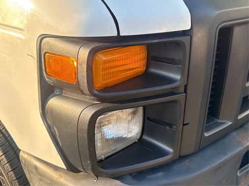 Used 2013 Ford E-350 and Econoline 350 Super Duty RWD image 18