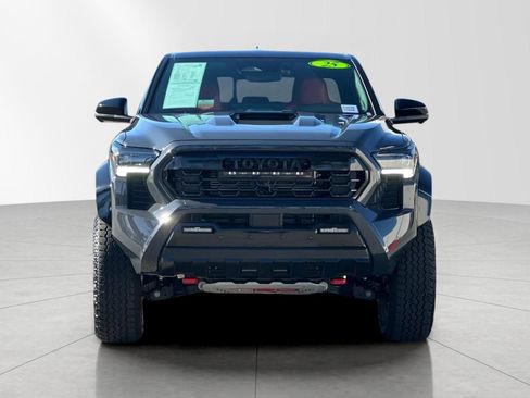 Used 2025 Toyota Tacoma TRD Pro image 9