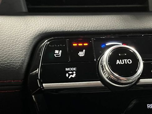 New 2025 Honda Pilot Black Edition image 22