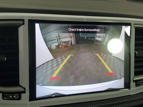 New 2026 Chrysler Pacifica Select image 18