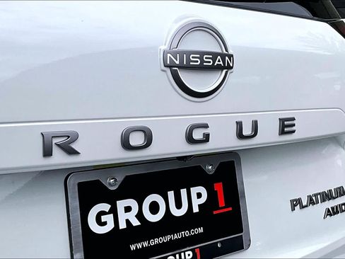 New 2026 Nissan Rogue Platinum w/ Platinum Premium Package AWD/4WD image 14