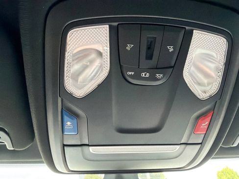Used 2022 RAM 2500 Big Horn AWD/4WD image 25