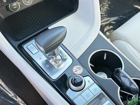 Used 2024 Genesis G70 2.5T RWD image 26
