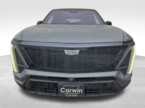 New 2026 Cadillac Vistiq Sport image 4