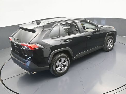 Used 2025 Toyota RAV4 XLE w/ Convenience Package FWD image 48