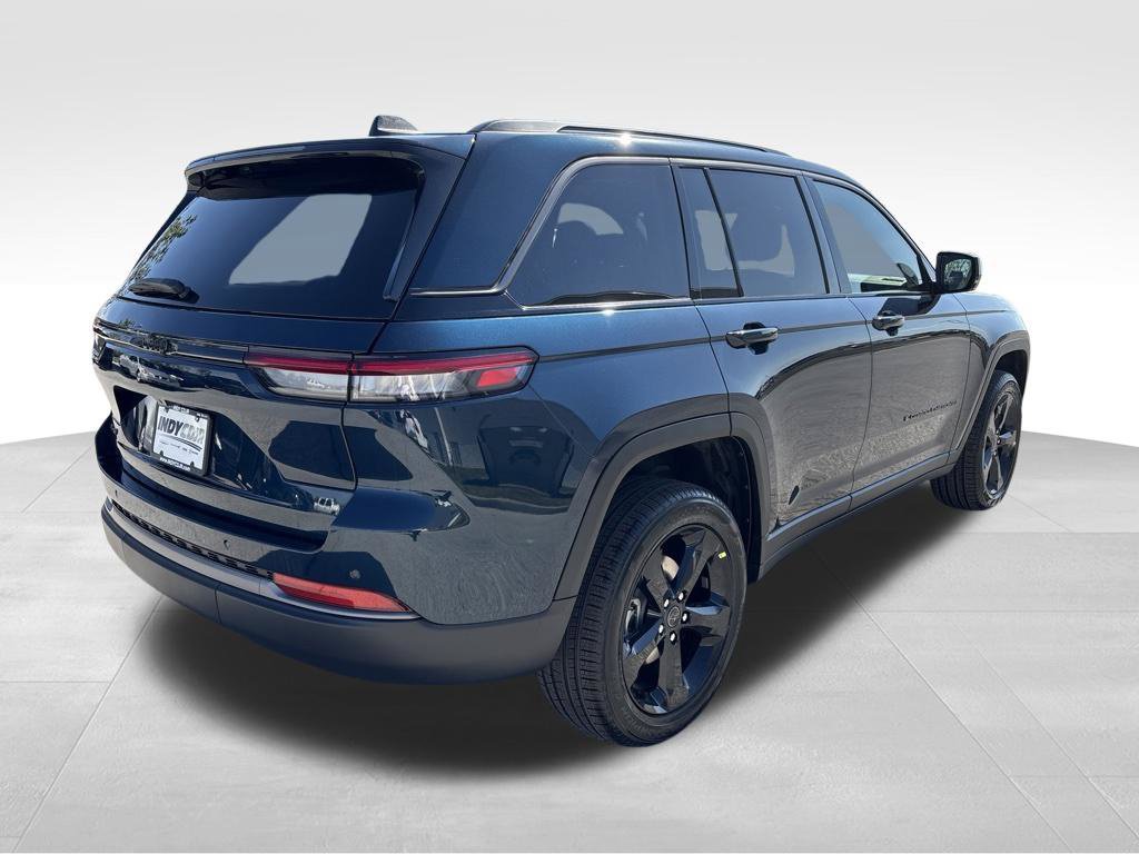 New 2027 Jeep Grand Cherokee Limited AWD/4WD image 4