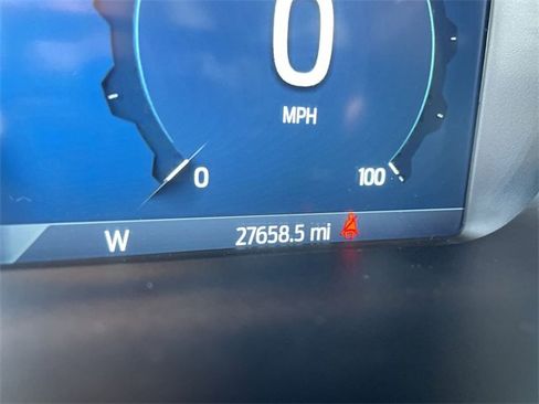 Used 2024 Ford F250 XLT w/ Black Appearance Package image 12