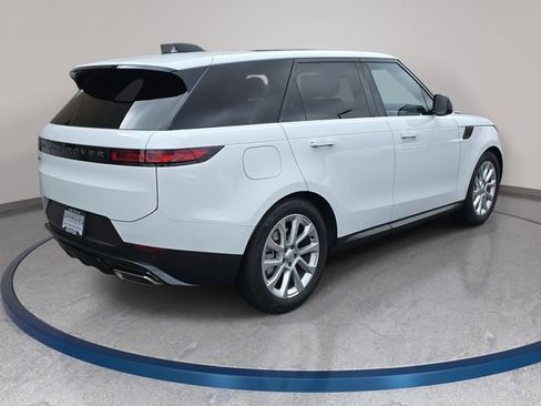 Certified 2025 Land Rover Range Rover Sport SE AWD/4WD image 6