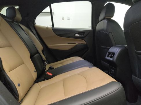 Used 2022 Chevrolet Equinox Premier AWD/4WD image 19