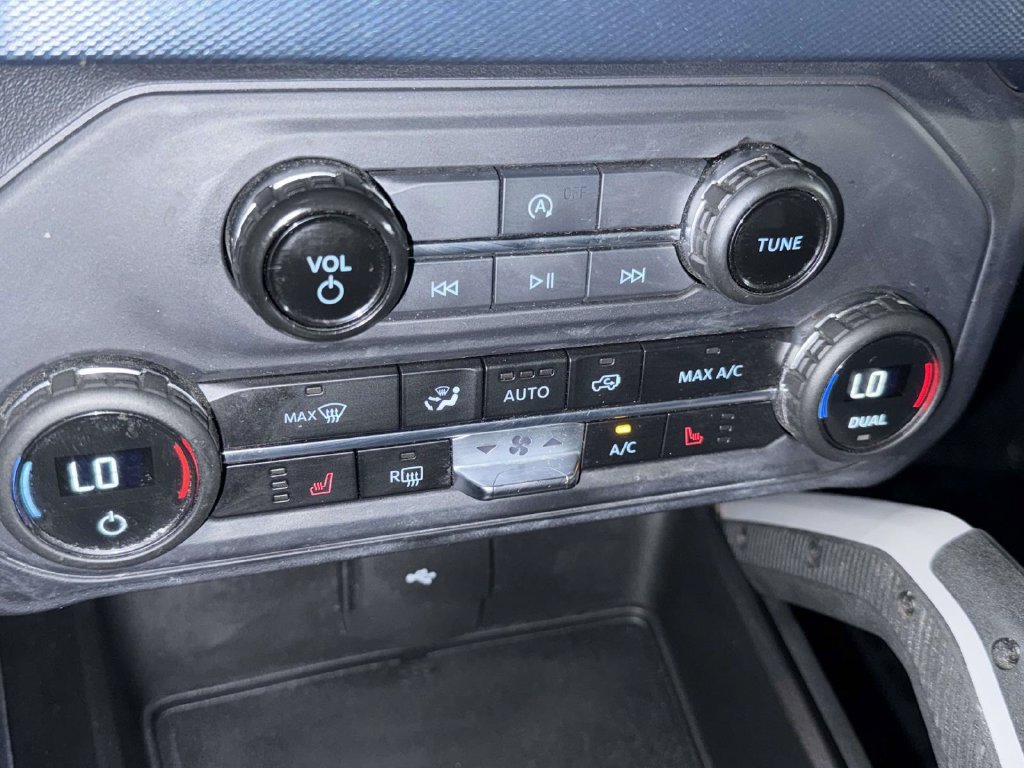 Used 2023 Ford Bronco Outer Banks AWD/4WD image 25