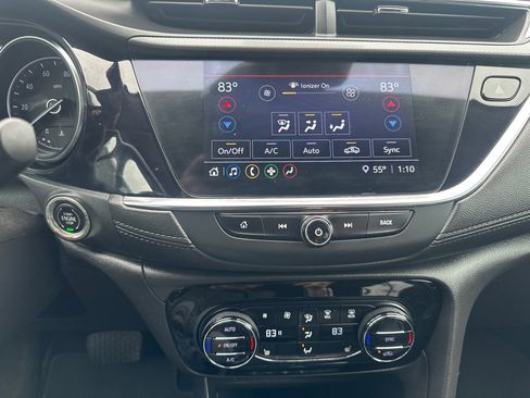 Used 2021 Buick Encore GX Essence image 17