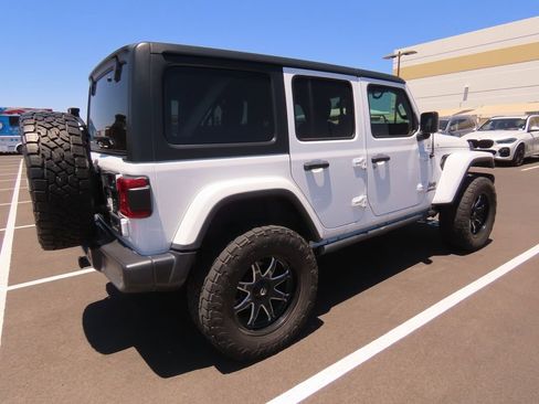 Used 2021 Jeep Wrangler Unlimited Sport AWD/4WD image 3