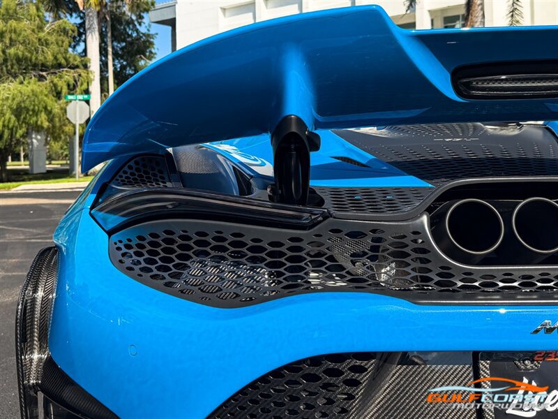 Used 2022 McLaren 765LT RWD image 53