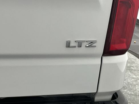 Certified 2022 Chevrolet Silverado 1500 LTZ w/ LTZ Premium Package image 38