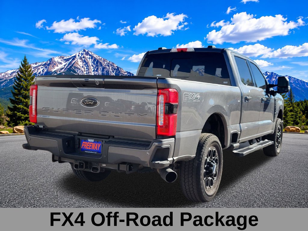Used 2025 Ford F250 XLT w/ Black Appearance Package AWD/4WD image 5