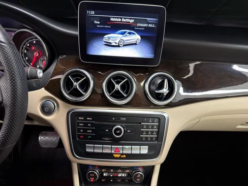 Used 2019 Mercedes-Benz CLA 250 image 20