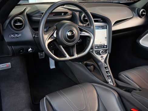 Used 2018 McLaren 720S Luxury image 8