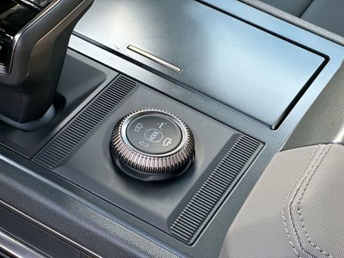 Used 2025 GMC Hummer EV 3X w/ LPO, Cargo Utility Package image 36