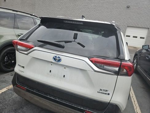 Used 2024 Toyota RAV4 XSE image 10