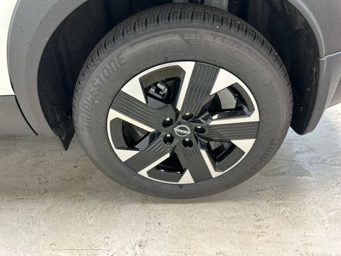 New 2026 Nissan Kicks SV w/ SV Premium Package AWD/4WD image 8