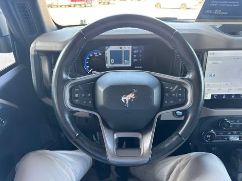 Certified 2023 Ford Bronco Wildtrak AWD/4WD image 28