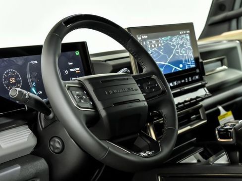 New 2025 GMC Hummer EV 3X image 11