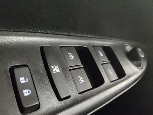 Used 2019 Chevrolet Spark LT FWD image 27