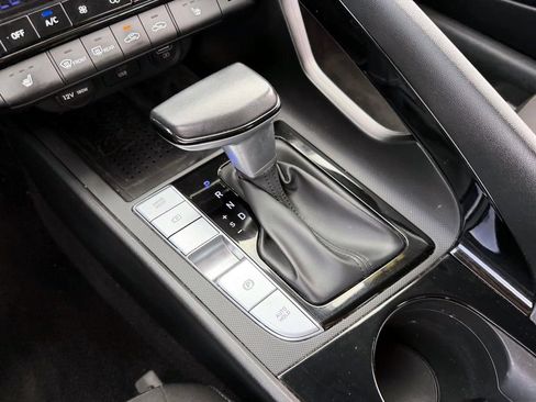 Used 2023 Hyundai Elantra SEL w/ Convenience Package FWD image 20