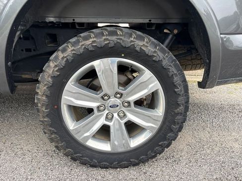 Used 2020 Ford F150 Platinum w/ Equipment Group 701A Luxury AWD/4WD image 24