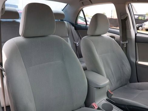 Used 2011 Toyota Corolla LE FWD image 21