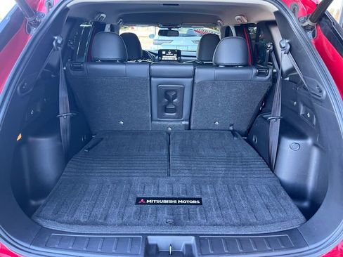 Used 2022 Mitsubishi Outlander SEL image 23