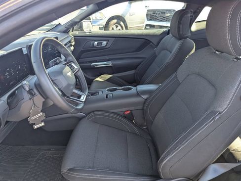 Used 2025 Ford Mustang Coupe RWD image 26