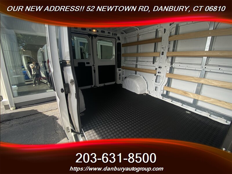 Used 2025 RAM ProMaster 2500 w/ U-Haul Equipment Group FWD image 21