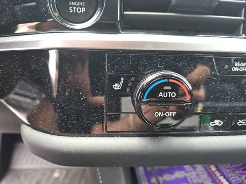 Certified 2025 Nissan Pathfinder SL FWD image 20